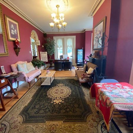 Greystone Manor Bed & Breakfast Bird-in-Hand ภายนอก รูปภาพ