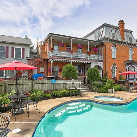 Greystone Manor Bed & Breakfast Bird-in-Hand ภายนอก รูปภาพ