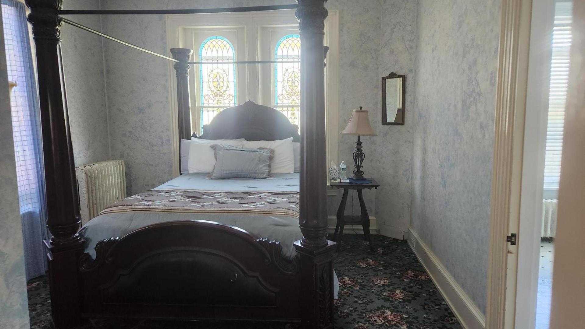 Greystone Manor Bed & Breakfast Bird-in-Hand ภายนอก รูปภาพ