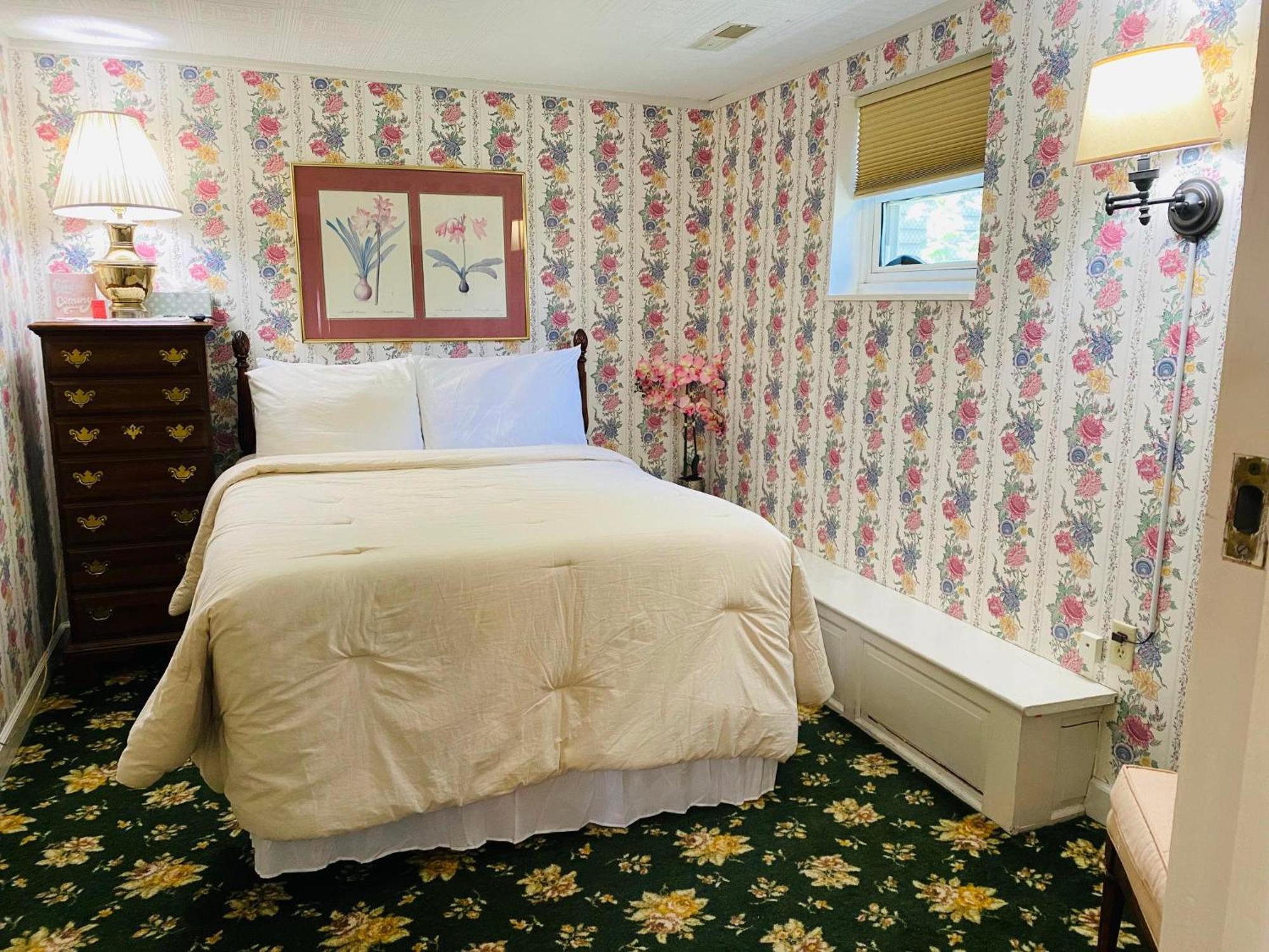Greystone Manor Bed & Breakfast Bird-in-Hand ภายนอก รูปภาพ